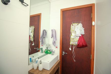 Apartamento à venda com 89m², 3 quartos e 2 vagasBanheiro da Suíte