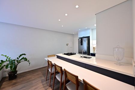 Apartamento à venda com 70m², 3 quartos e 2 vagasCozinha