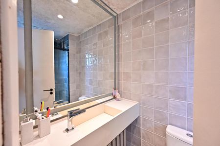 Apartamento à venda com 70m², 3 quartos e 2 vagasBanheiro da Suíte