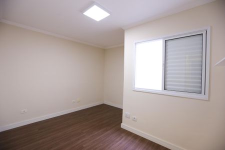 Quarto 1 de casa para alugar com 2 quartos, 71m² em Vila Clarice, São Paulo