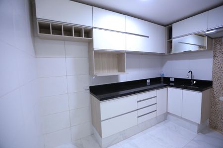 Casa de condomínio para alugar com 71m², 2 quartos e 2 vagasCozinha