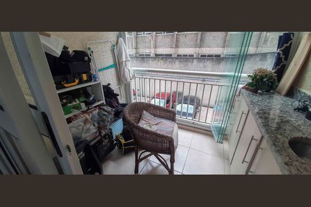 Sacada de apartamento à venda com 2 quartos, 53m² em Quitaúna, Osasco