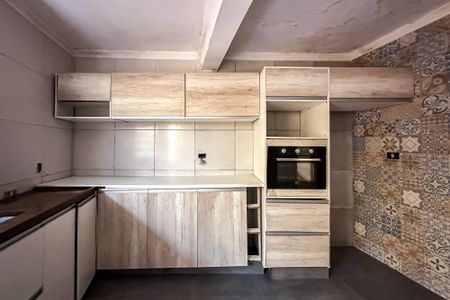 Casa para alugar com 80m², 2 quartos e sem vaga Casa para alugar com 80m², 2 quartos e sem vagaCozinha