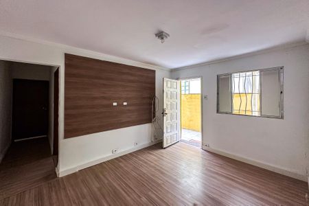 Sala de casa para alugar com 2 quartos, 80m² em Vila Bertioga, São Paulo
