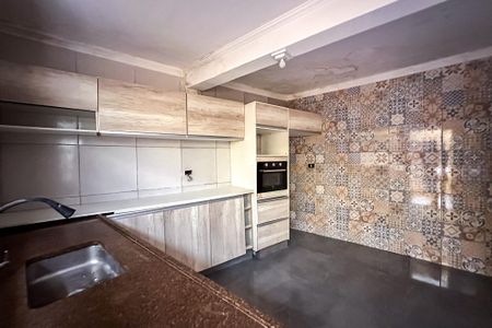 Casa para alugar com 80m², 2 quartos e sem vaga Casa para alugar com 80m², 2 quartos e sem vagaCozinha