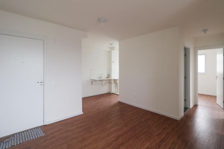 Sala de apartamento para alugar com 3 quartos, 56m² em Canhema, Diadema