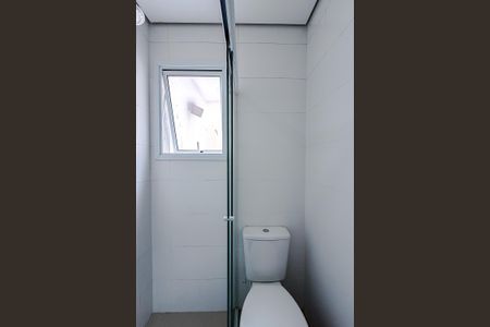 Banheiro de kitnet/studio para alugar com 1 quarto, 34m² em Jardim da Gloria, São Paulo