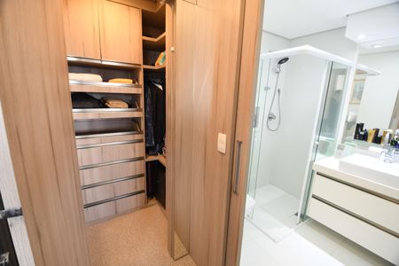 Apartamento à venda com 50m², 1 quarto e 1 vagaQuarto - Armários