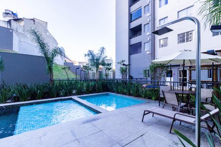 Apartamento para alugar com 34m², 2 quartos e sem vaga Apartamento para alugar com 34m², 2 quartos e sem vagaÁrea comum - Piscina