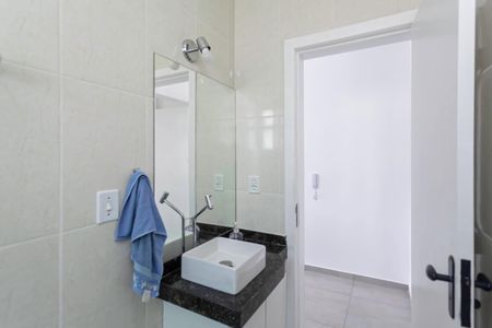 Apartamento à venda com 127m², 3 quartos e 2 vagas Apartamento à venda com 127m², 3 quartos e 2 vagasCobertura - Banheiro social 2