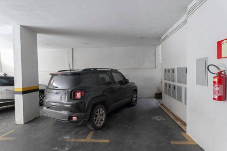 Apartamento à venda com 127m², 3 quartos e 2 vagas Apartamento à venda com 127m², 3 quartos e 2 vagasGaragem