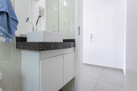 Apartamento à venda com 127m², 3 quartos e 2 vagas Apartamento à venda com 127m², 3 quartos e 2 vagasCobertura - Banheiro social 2