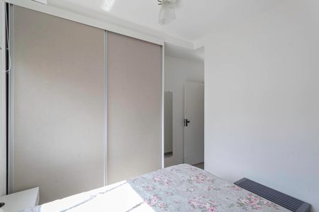 Apartamento à venda com 127m², 3 quartos e 2 vagas Apartamento à venda com 127m², 3 quartos e 2 vagasSuíte