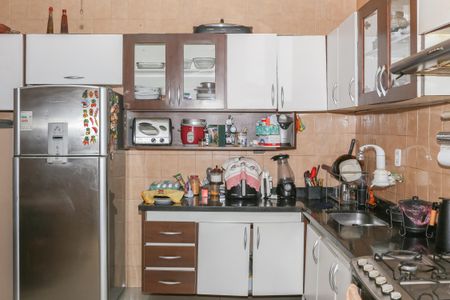 Casa à venda com 300m², 4 quartos e 2 vagas Casa à venda com 300m², 4 quartos e 2 vagasCozinha