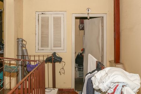 Casa à venda com 300m², 4 quartos e 2 vagas Casa à venda com 300m², 4 quartos e 2 vagasQuintal