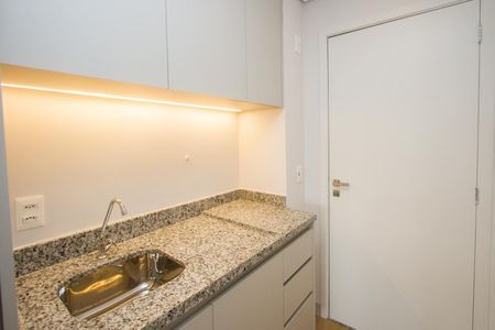 Kitnet/Studio para alugar com 1 quarto, 30m² em Vila Cordeiro, São Paulo