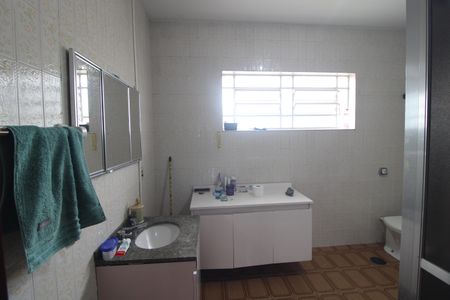 Casa para alugar com 250m², 4 quartos e 3 vagasBanheiro