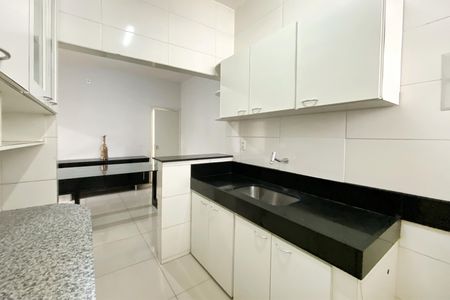 Apartamento para alugar com 110m², 3 quartos e sem vagaCozinha
