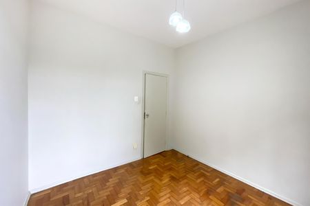 Apartamento para alugar com 110m², 3 quartos e sem vagaQuarto 2