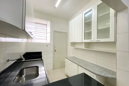 Apartamento para alugar com 110m², 3 quartos e sem vagaCozinha