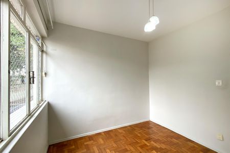 Apartamento para alugar com 110m², 3 quartos e sem vagaQuarto 2