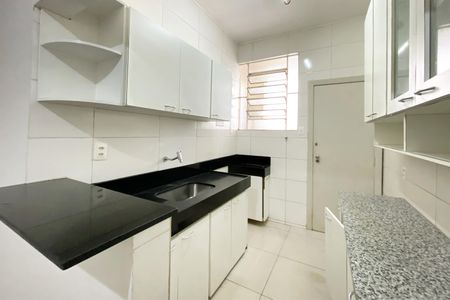 Apartamento para alugar com 110m², 3 quartos e sem vagaCozinha