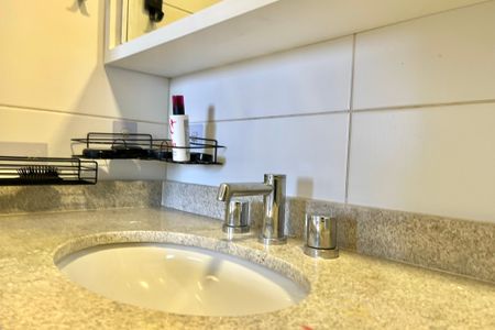 Apartamento para alugar com 63m², 2 quartos e 1 vaga Apartamento para alugar com 63m², 2 quartos e 1 vagaBanheiro da Suíte