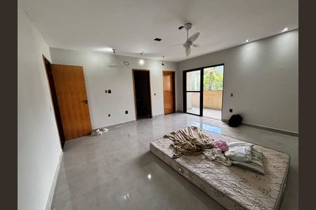 Casa de condomínio à venda com 232m², 4 quartos e 1 vaga Casa de condomínio à venda com 232m², 4 quartos e 1 vagaQuarto 2