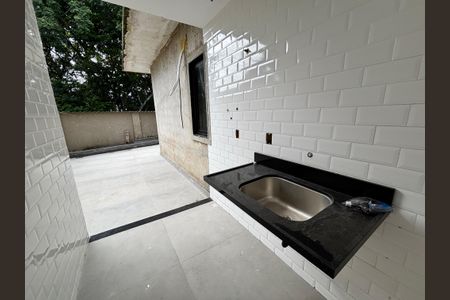 Casa de condomínio à venda com 232m², 4 quartos e 1 vaga Casa de condomínio à venda com 232m², 4 quartos e 1 vagaÁrea de Serviço