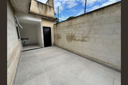 Casa de condomínio à venda com 232m², 4 quartos e 1 vaga Casa de condomínio à venda com 232m², 4 quartos e 1 vagaÁrea de Serviço