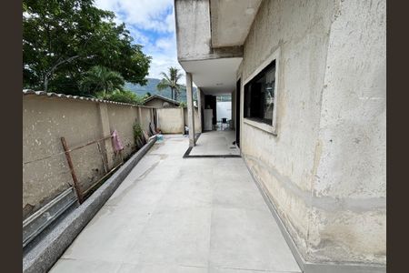 Casa de condomínio à venda com 232m², 4 quartos e 1 vaga Casa de condomínio à venda com 232m², 4 quartos e 1 vagaÁrea externa