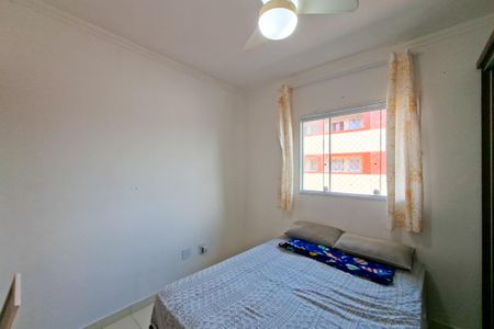 Quarto 1 de casa de condomínio para alugar com 2 quartos, 70m² em Maracanã, Praia Grande