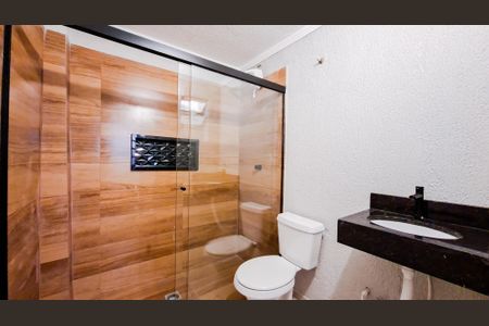 Banheiro de kitnet/studio para alugar com 1 quarto, 27m² em Jardim dos Pimentas, Guarulhos