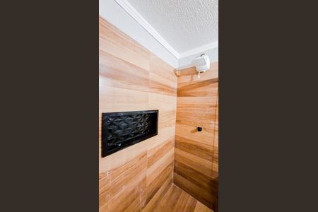 Banheiro de kitnet/studio para alugar com 1 quarto, 27m² em Jardim dos Pimentas, Guarulhos