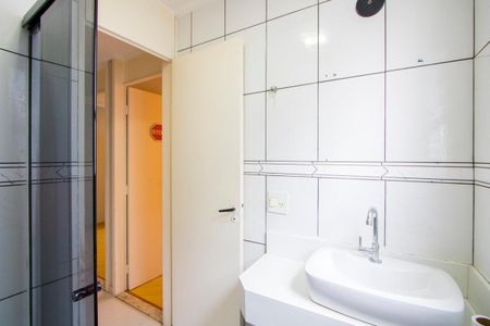 Apartamento para alugar com 55m², 2 quartos e 1 vaga Apartamento para alugar com 55m², 2 quartos e 1 vagaBanheiro