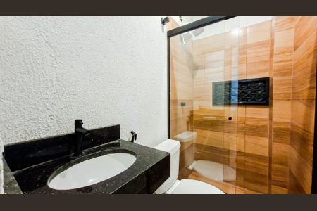 Banheiro de kitnet/studio para alugar com 1 quarto, 19m² em Jardim dos Pimentas, Guarulhos
