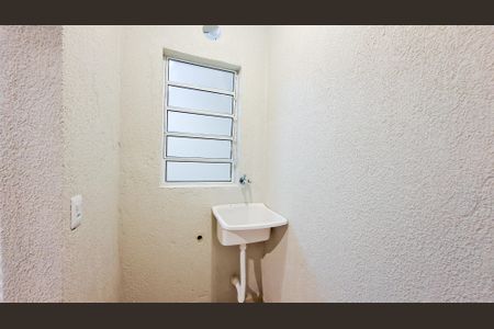 Área de Serviço de kitnet/studio para alugar com 1 quarto, 19m² em Jardim dos Pimentas, Guarulhos