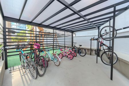 Apartamento para alugar com 73m², 2 quartos e 1 vagaÁrea comum