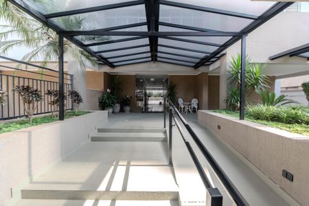 Apartamento para alugar com 73m², 2 quartos e 1 vagaFachada