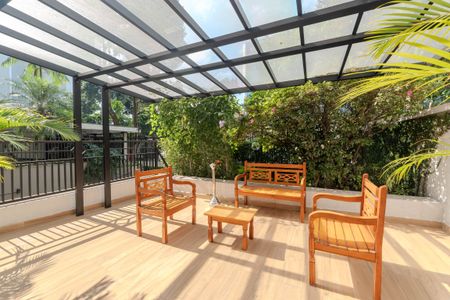 Apartamento para alugar com 73m², 2 quartos e 1 vagaÁrea comum