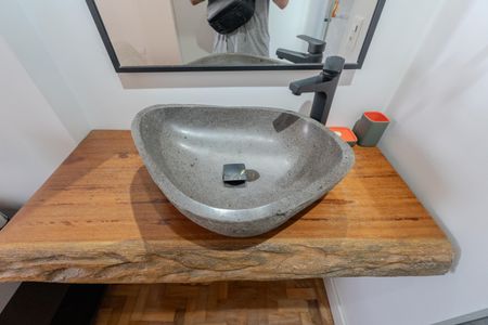 Apartamento para alugar com 73m², 2 quartos e 1 vagaBanheiro da Suíte 1