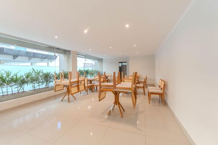 Apartamento para alugar com 73m², 2 quartos e 1 vagaÁrea comum - Salão de festas