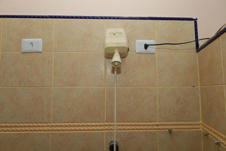 Casa à venda com 326m², 4 quartos e 5 vagasBanheiro 1 - Suíte