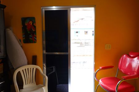 Casa à venda com 326m², 4 quartos e 5 vagasVaranda 4