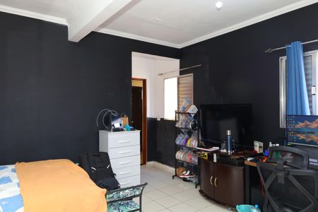 Casa à venda com 326m², 4 quartos e 5 vagasQuarto 2