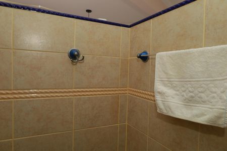 Casa à venda com 326m², 4 quartos e 5 vagasBanheiro 1 - Suíte