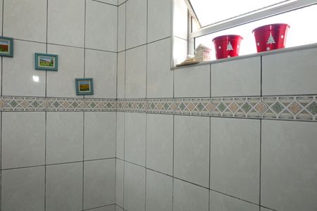 Casa à venda com 326m², 4 quartos e 5 vagasBanheiro 3