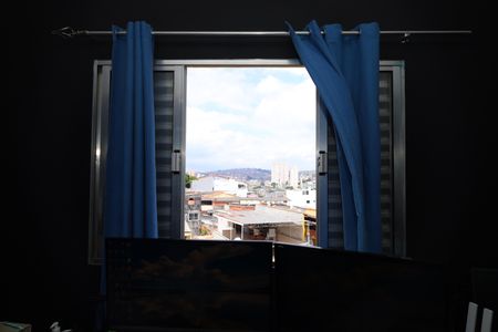 Casa à venda com 326m², 4 quartos e 5 vagasQuarto 2