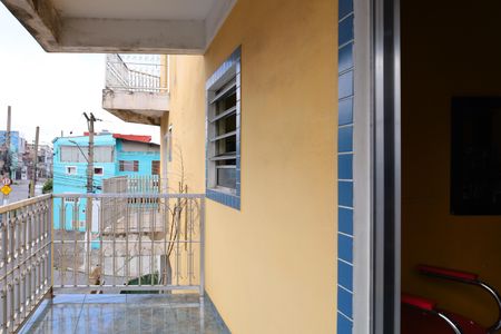 Casa à venda com 326m², 4 quartos e 5 vagasVaranda 4