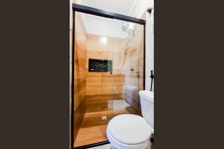 Banheiro de kitnet/studio para alugar com 1 quarto, 32m² em Jardim dos Pimentas, Guarulhos